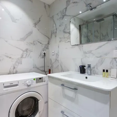 Cmg Bastille/ Voltaire Iii Apartment